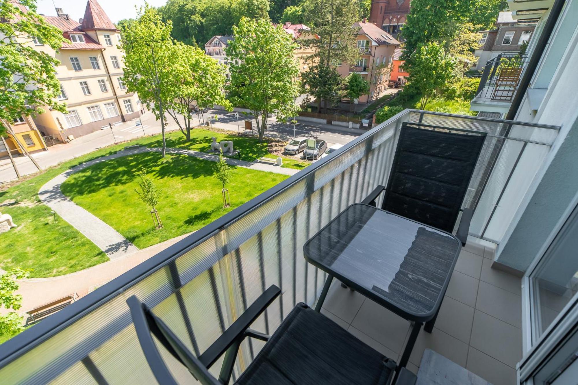 Seaside Breeze Stylish Apartment Balcony & Parking By Noclegi Renters Miedzyzdroje Εξωτερικό φωτογραφία